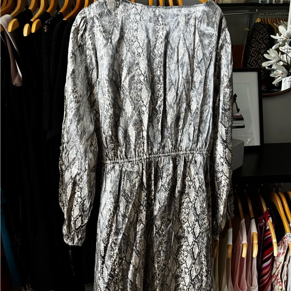 AVA VIV Snake Print Wrap Dress - Picture 3 of 3